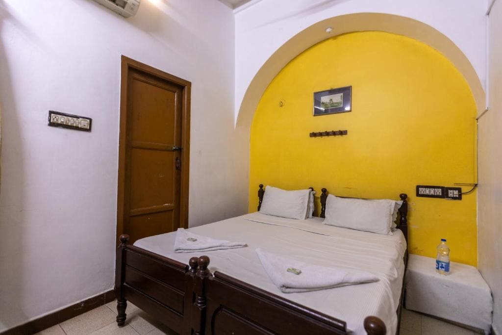 Basic Double Room room - Image 3