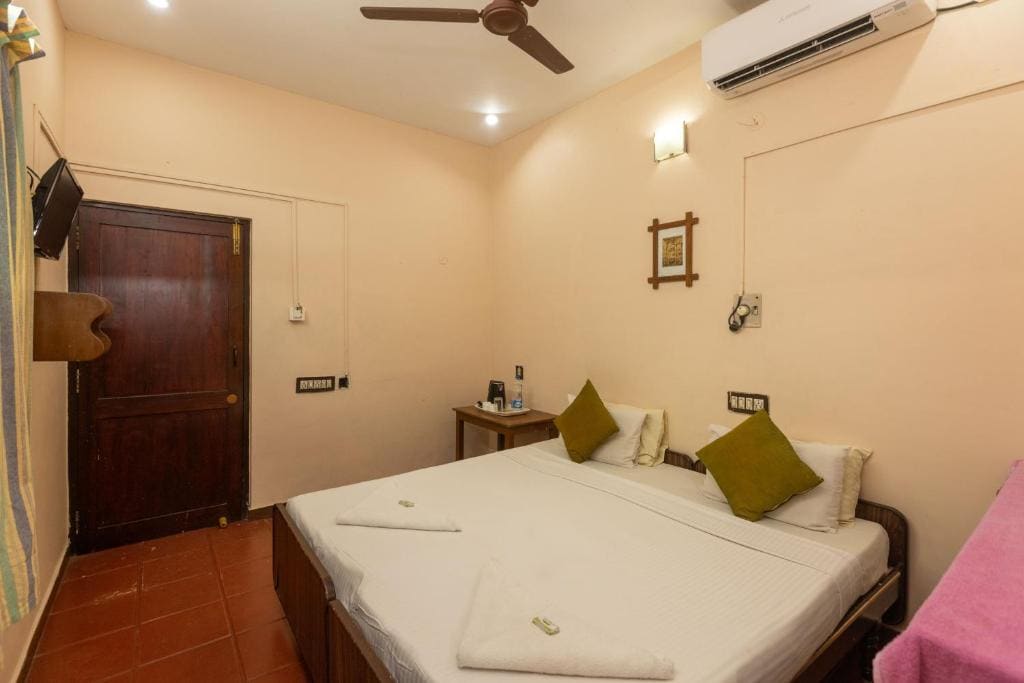 Deluxe Double Room room - Image 2