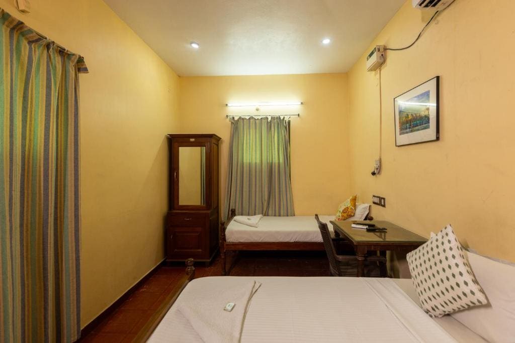 Superior Double Room room - Image 2