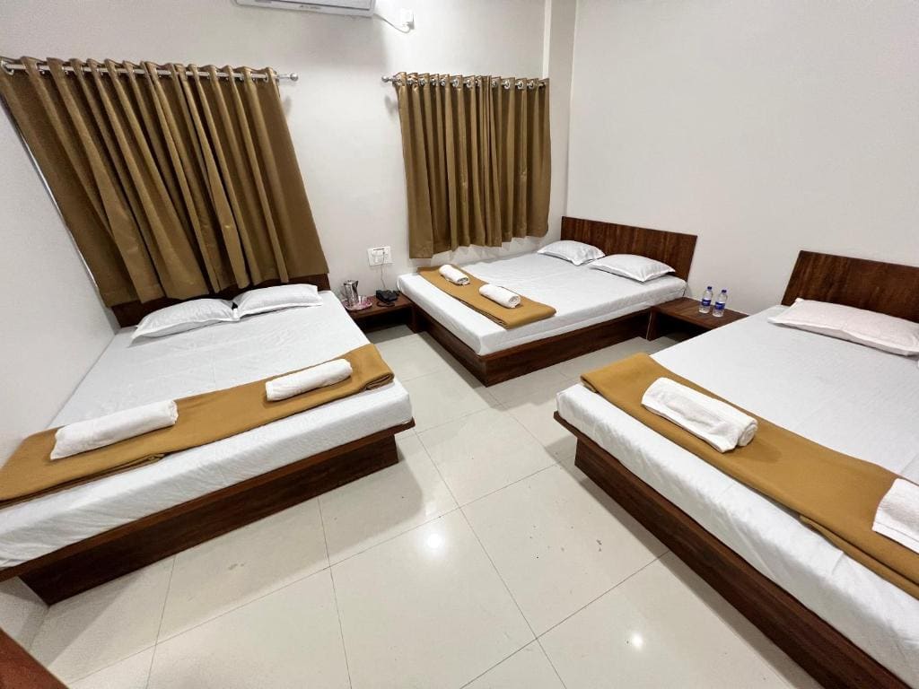 Family Non AC Room room - Image 3
