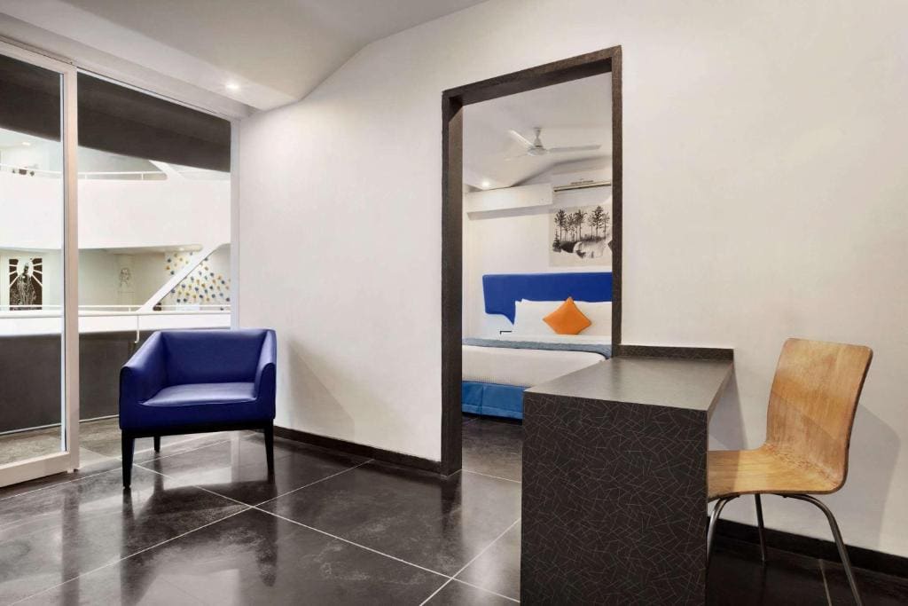 Queen Room with Balcony room - Image 1