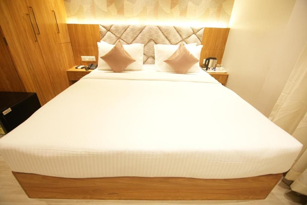 Deluxe Double Room room - Image 1