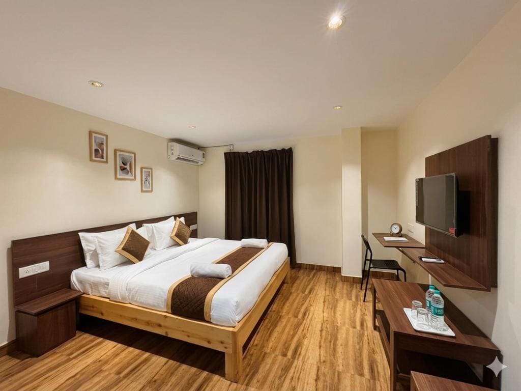 Deluxe Double Room room - Image 2