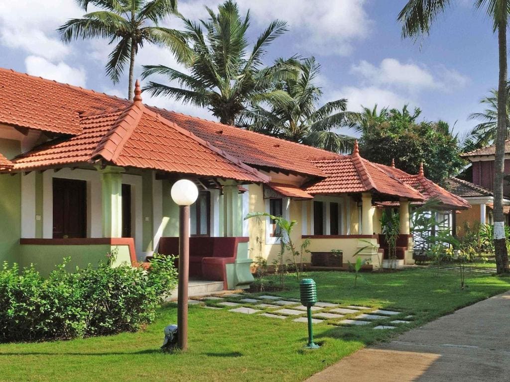 Villa Twin Room with Garden View - 2 pint beer per night, 20% off on food & beverage and spa room - Image 1