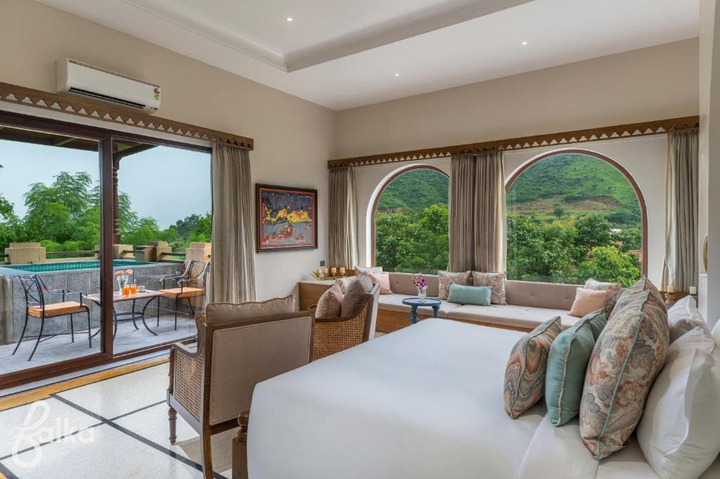 Executive Suite With Jacuzzi room - Image 1
