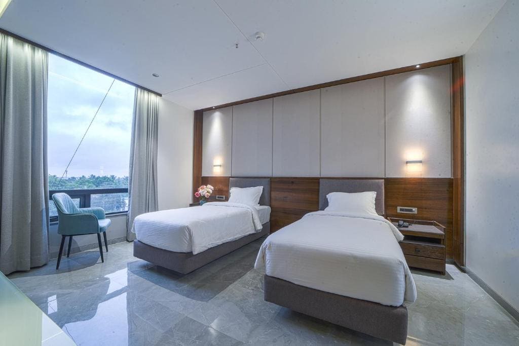 Superior Twin Room room - Image 1