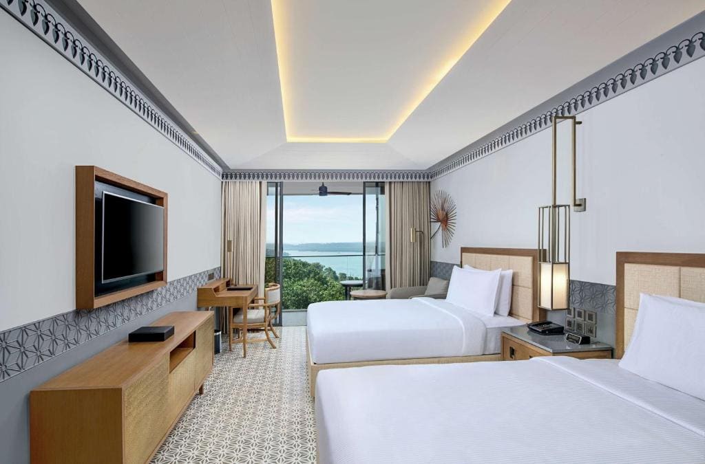 Twin Executive River View with Balcony room - Image 1