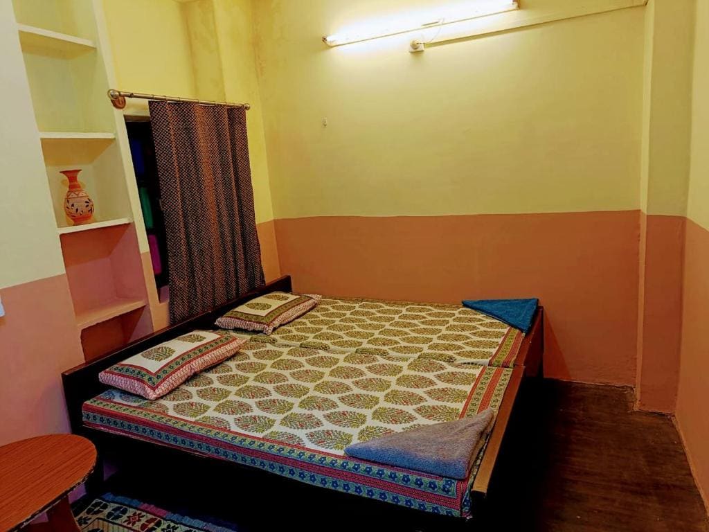 Double or Twin Room with Shower room - Image 1