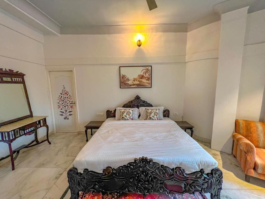 Standard Double Room room - Image 2