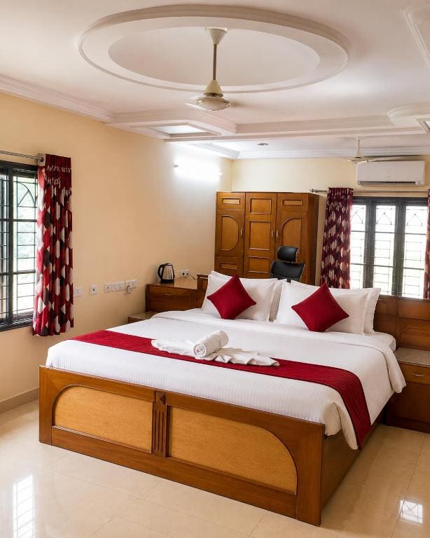 Large Double Room room - Image 2