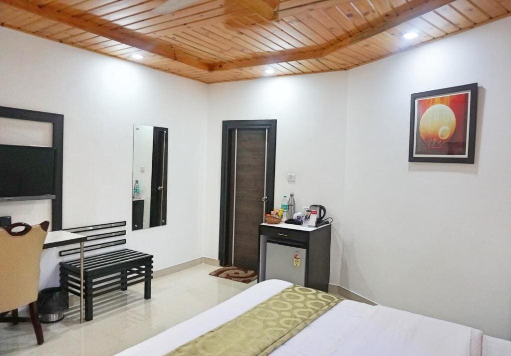 Deluxe Double Room room - Image 2