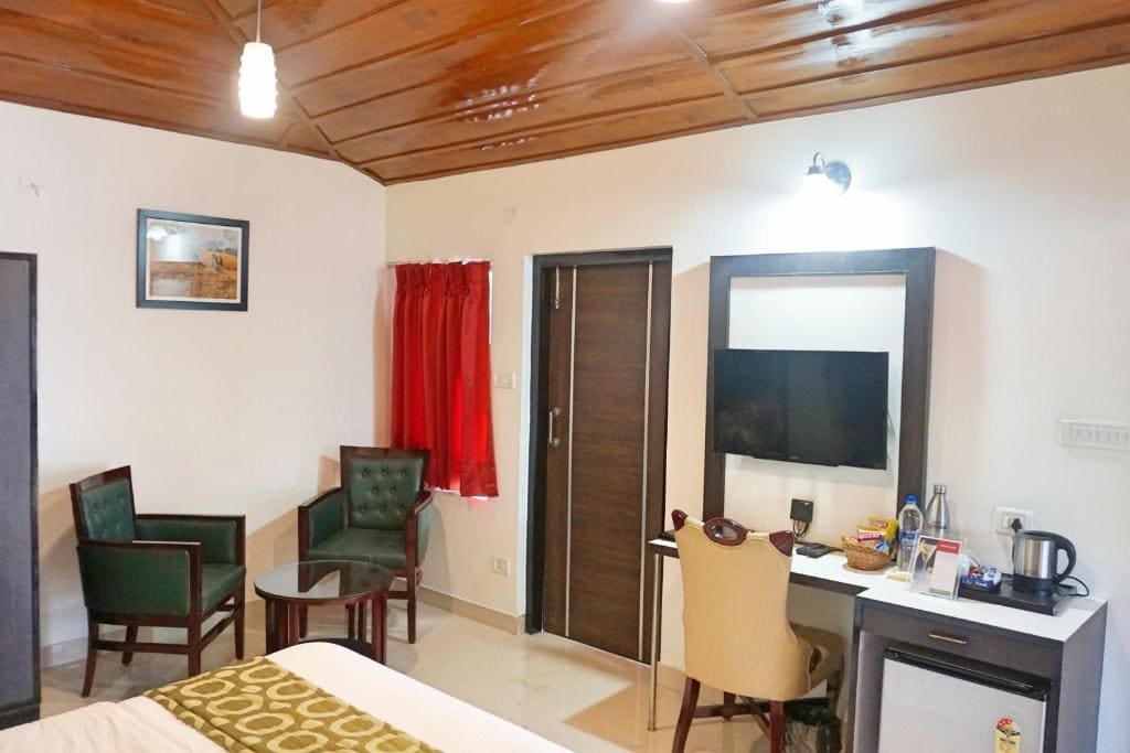 Superior Double Room room - Image 2