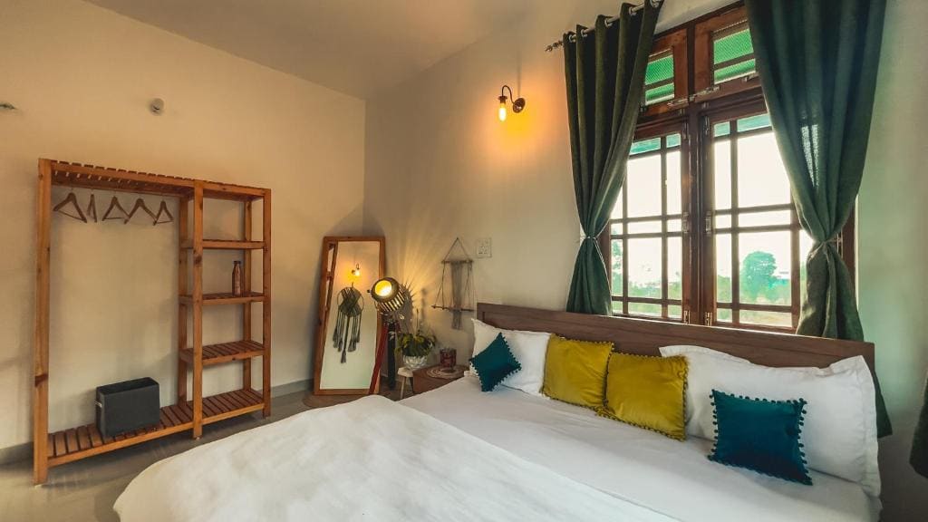 Double Room with Mountain View room - Image 2