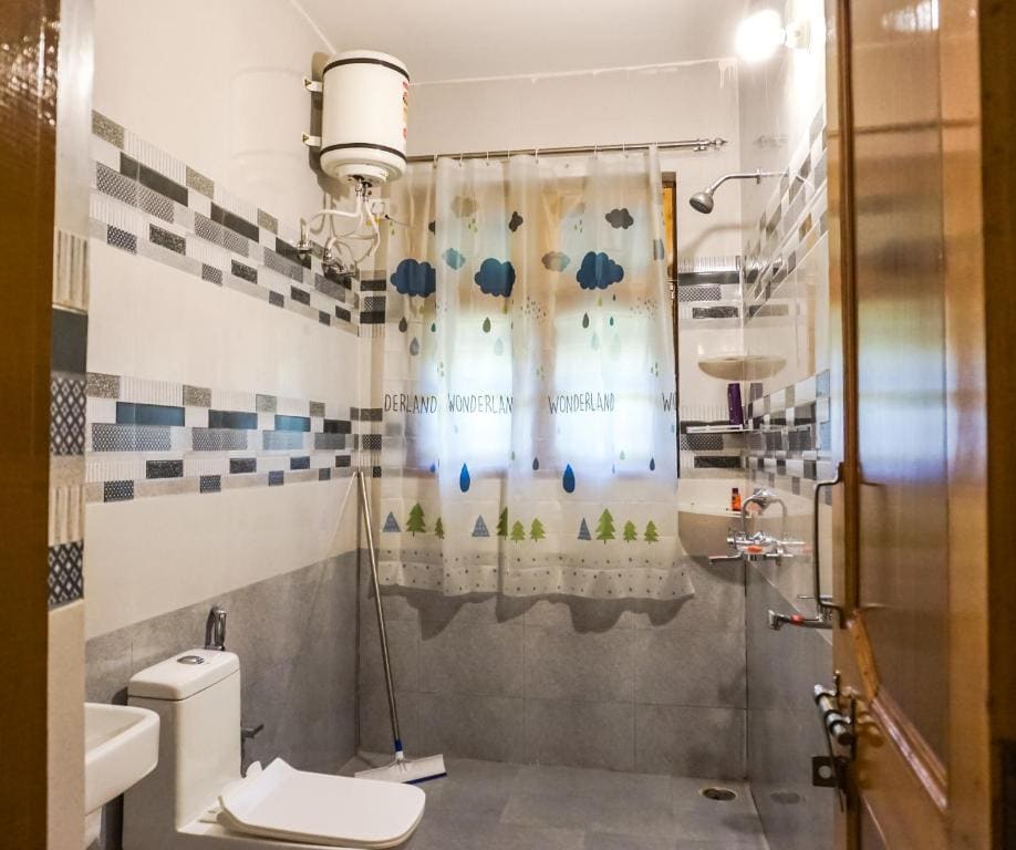 Double Room with Mountain View room - Image 1