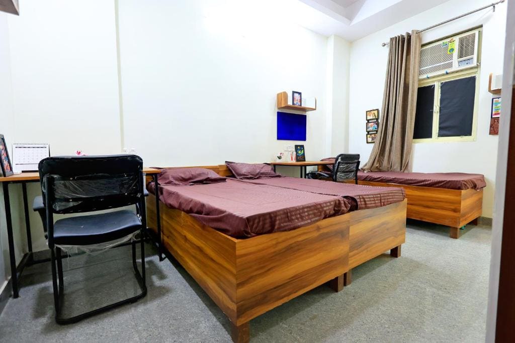 Deluxe Triple Room room - Image 1