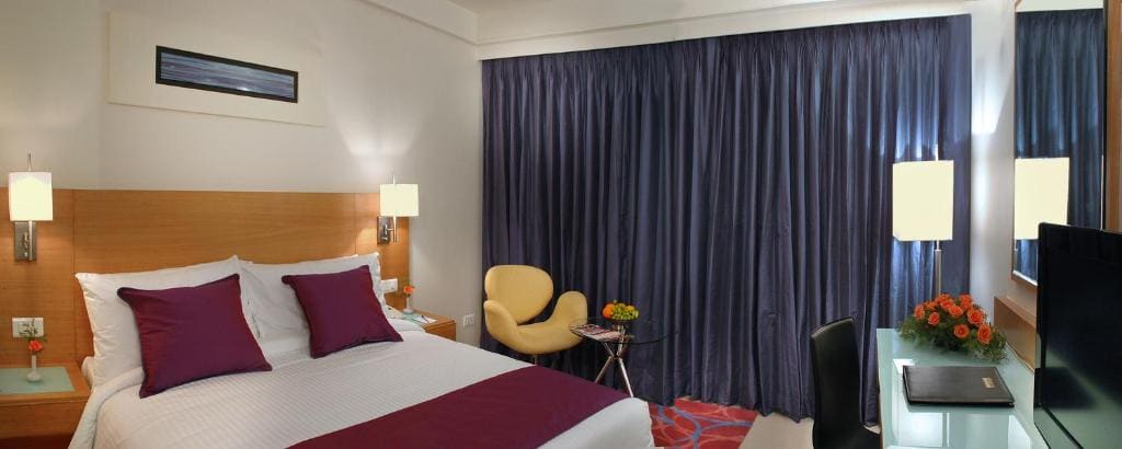 Deluxe Room room - Image 3