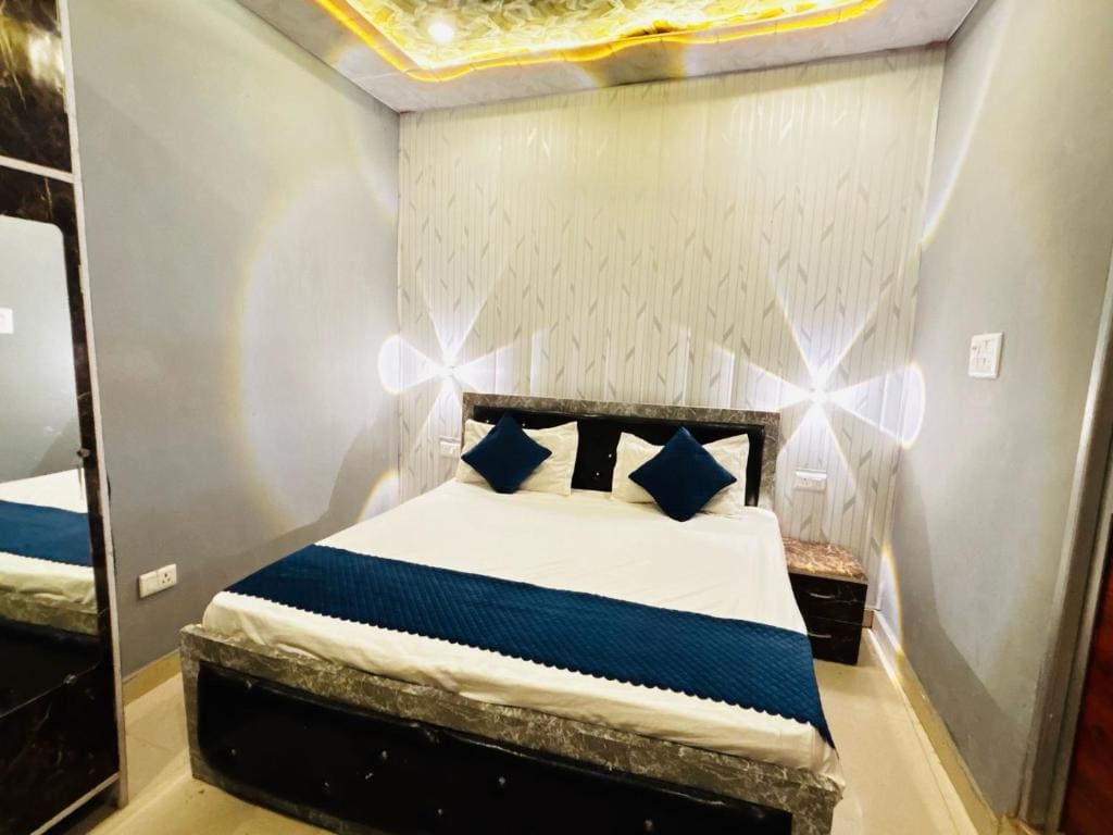 Classic Triple Room room - Image 1