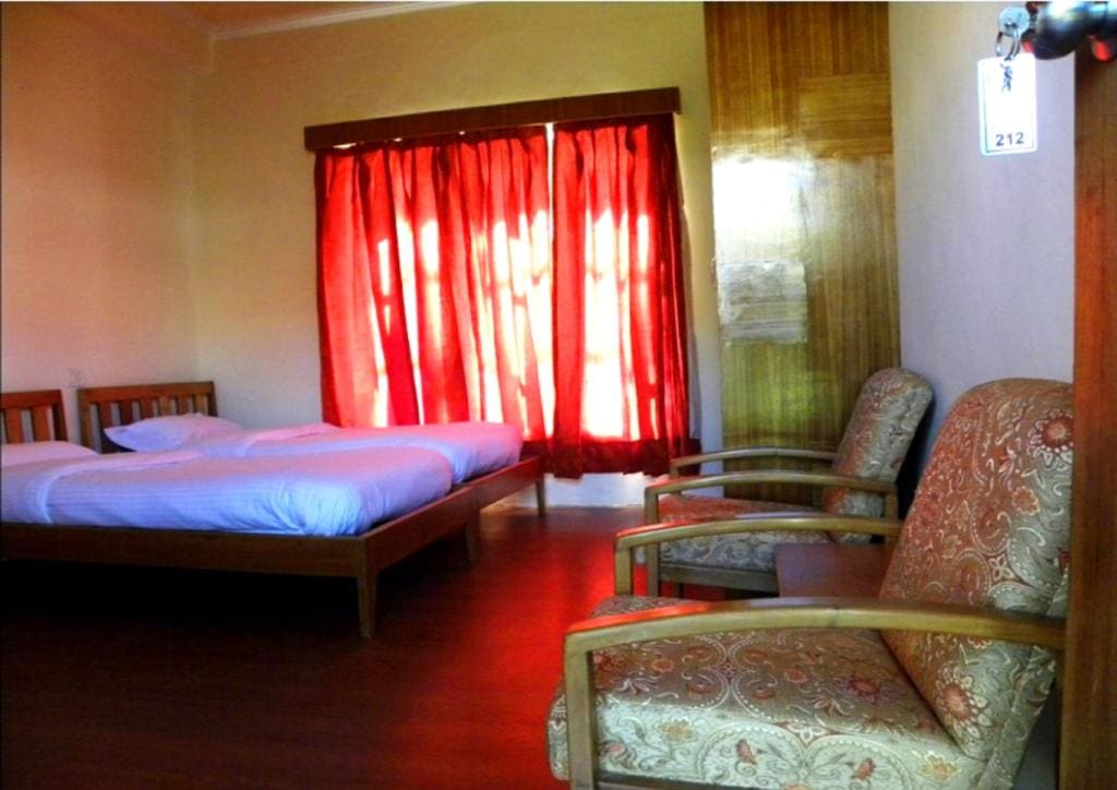 Deluxe Double or Twin Room room - Image 3