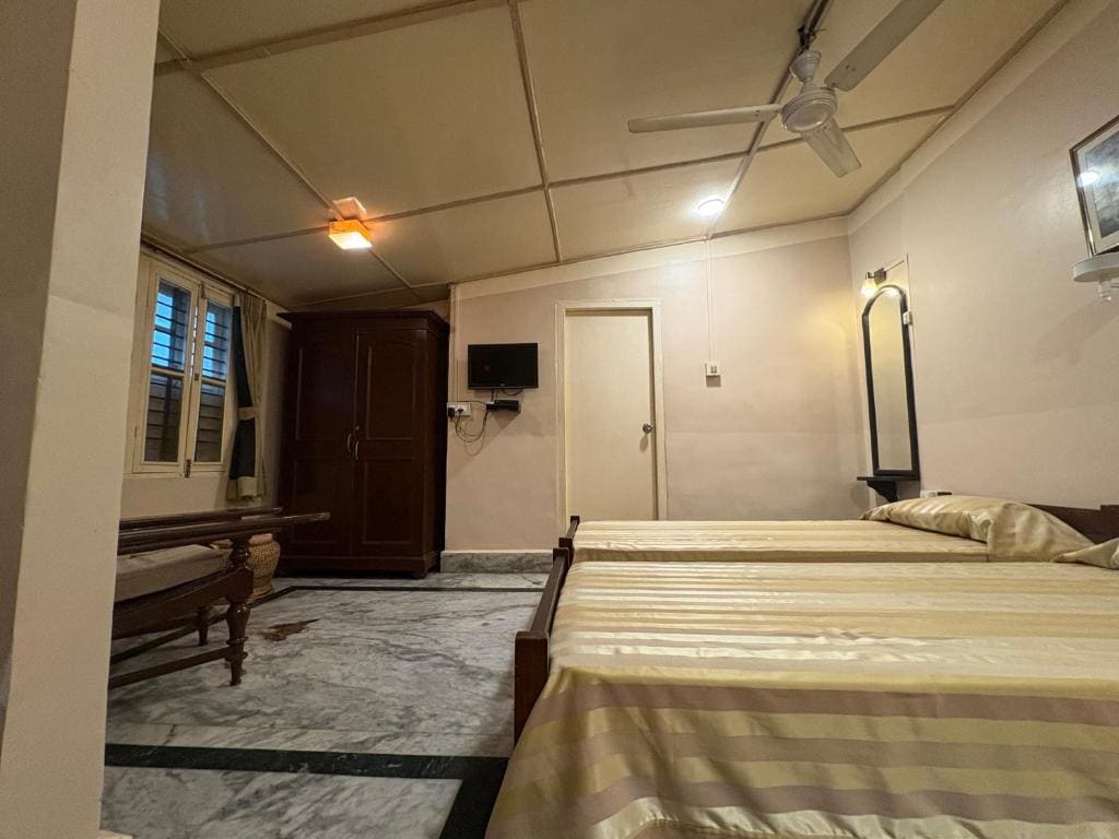 Double Room with Garden View room - Image 2