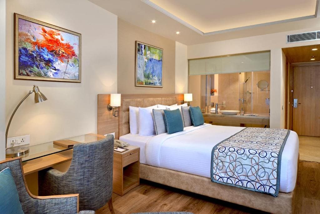 Executive Rooms- King Size Bed room - Image 1
