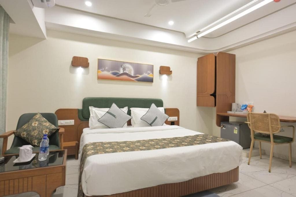 Deluxe Double Room room - Image 1
