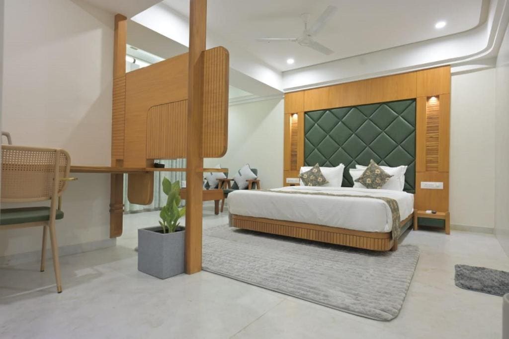 Suite room - Image 3