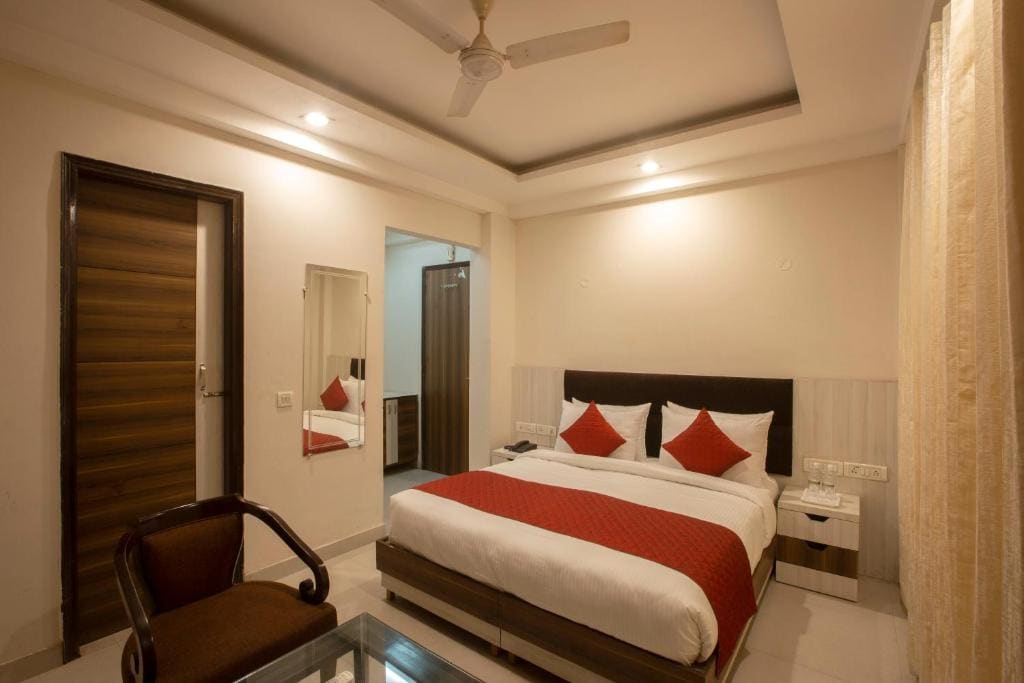 Deluxe Double Room room - Image 2
