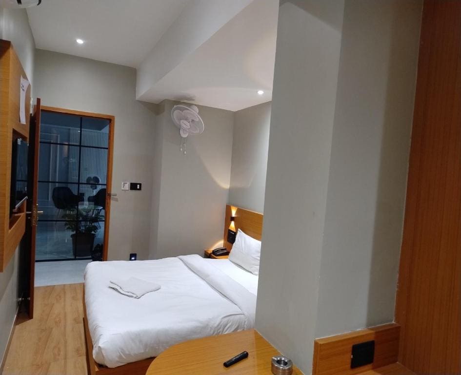 Suite room - Image 3
