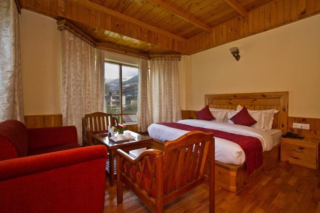 Double Room with Balcony room - Image 1