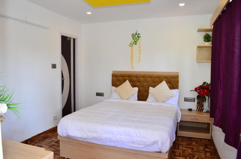 Deluxe Double or Twin Room room - Image 2