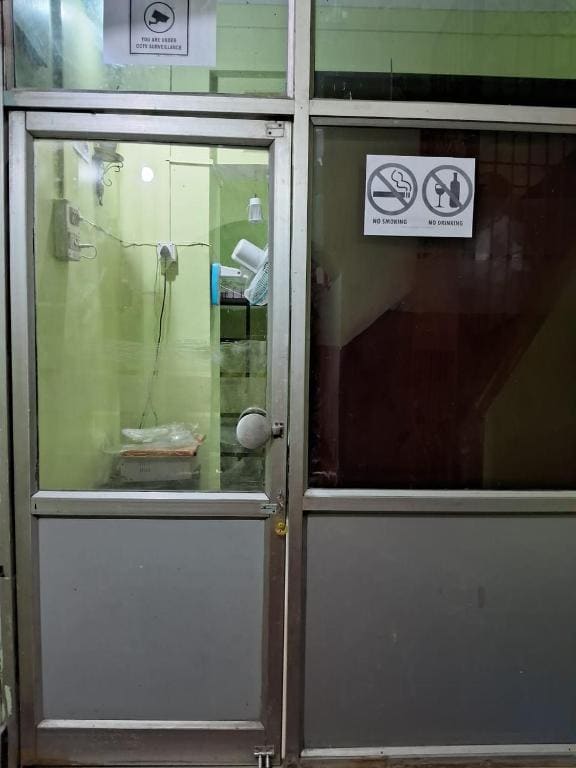 Single Bed in Dormitory Room room - Image 1