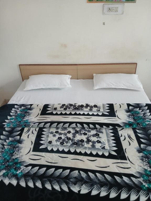 Deluxe King Room room - Image 2