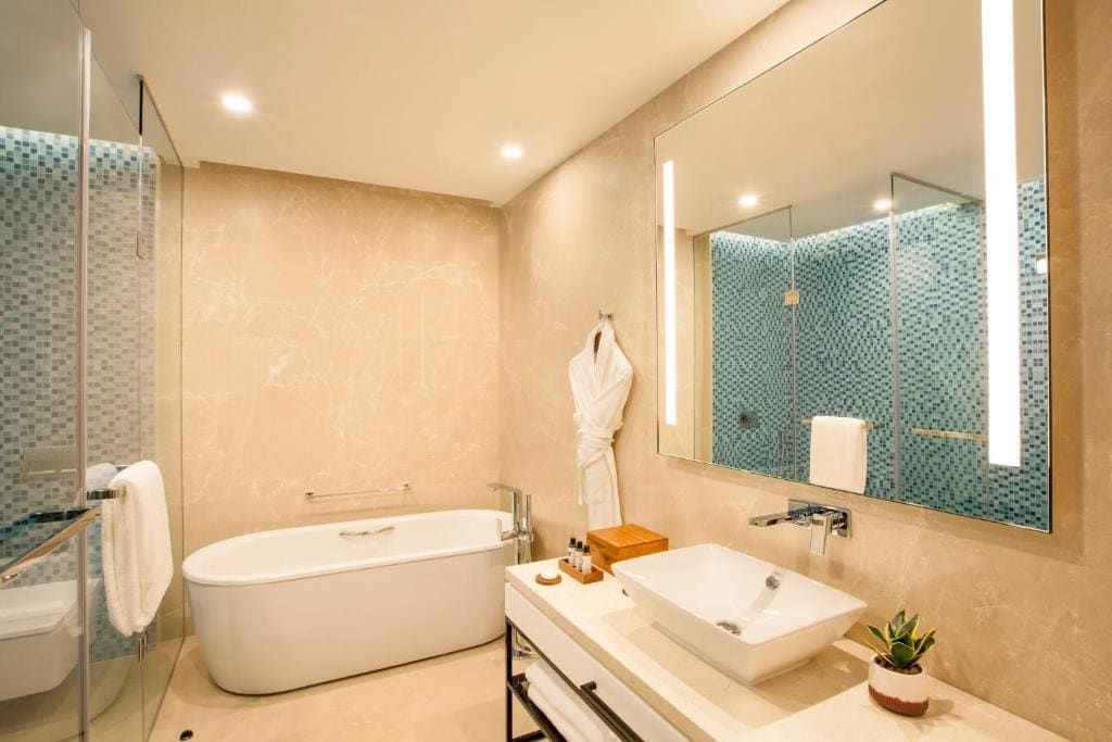 Suite room - Image 2