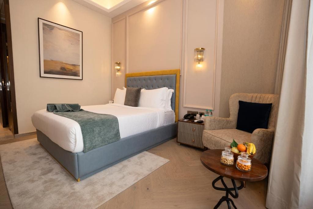 The Serene Room - Pool View room - Image 1
