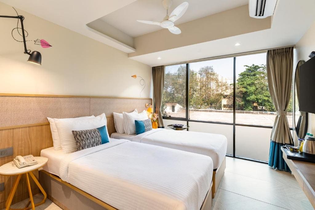 Cozy Room Twin Bed room - Image 3
