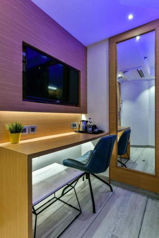 Cozy Single Bed room - Image 1