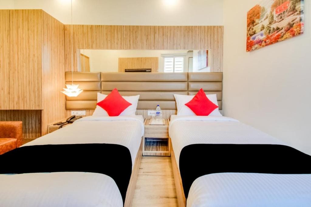 Deluxe Double or Twin Room room - Image 2