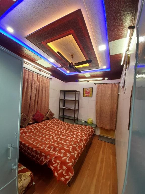Budget Double Room room - Image 2