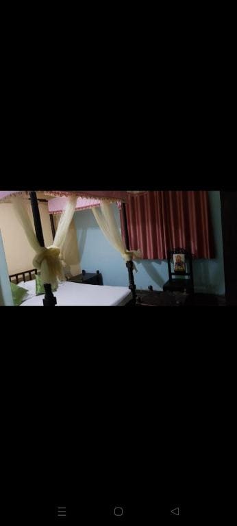 Standard Double or Twin Room room - Image 2