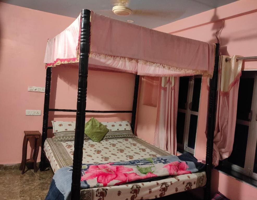 Standard Double or Twin Room room - Image 3
