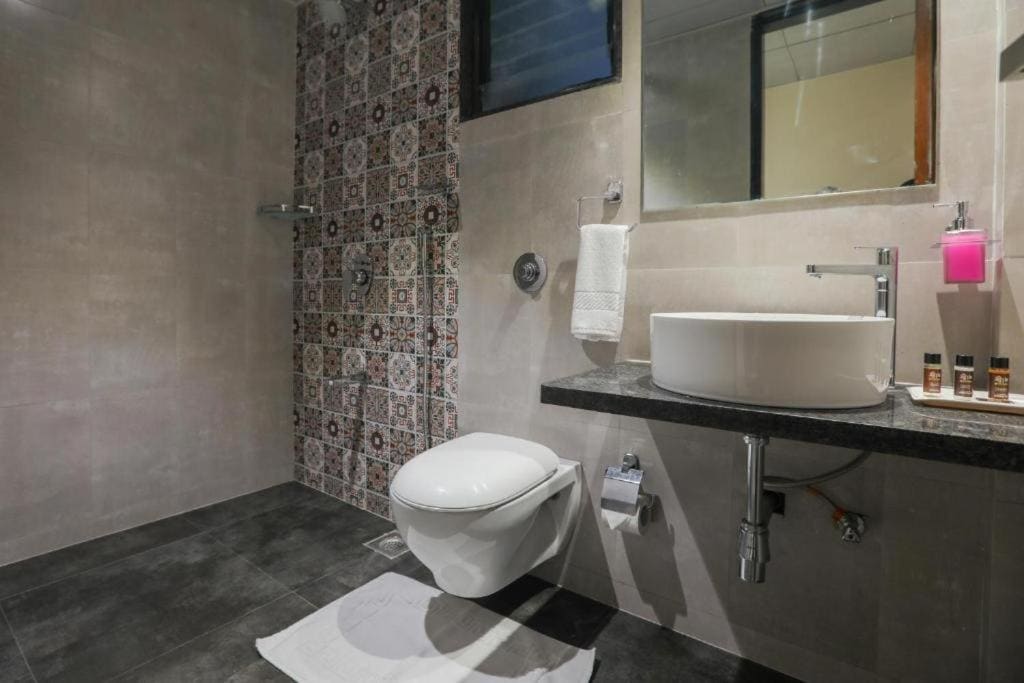 Suite room - Image 1