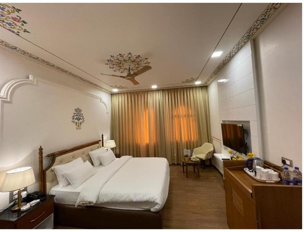 Double Room with Garden View room - Image 3