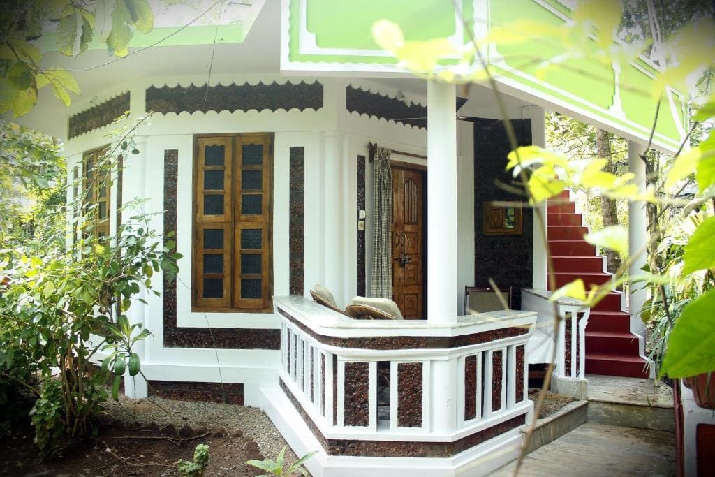 Cottage room - Image 3