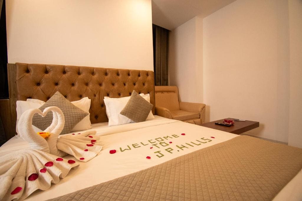 Superior Double Room room - Image 2