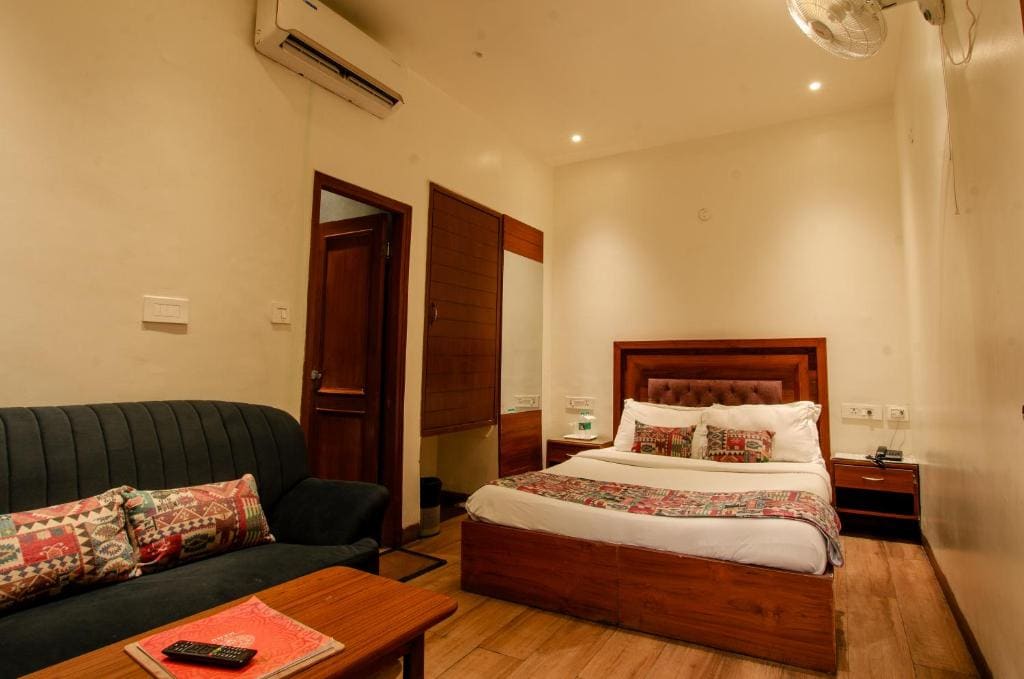 Deluxe Double Room room - Image 1