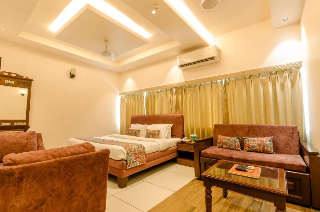 Suite room - Image 2