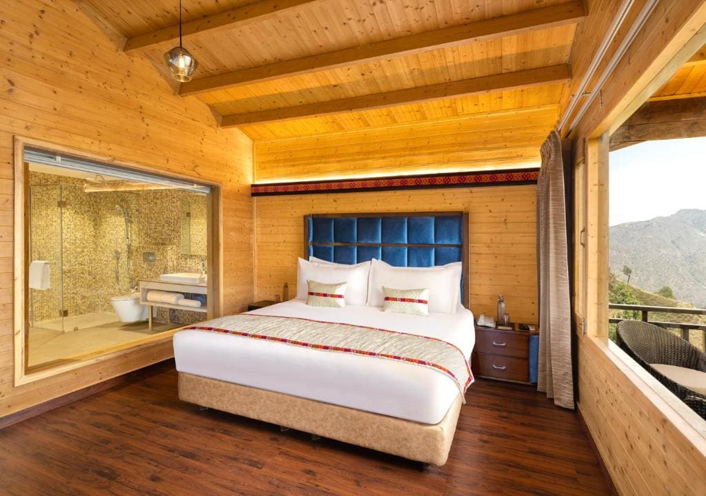 Villa Mountain View Suite with Private Balcony room - Image 1