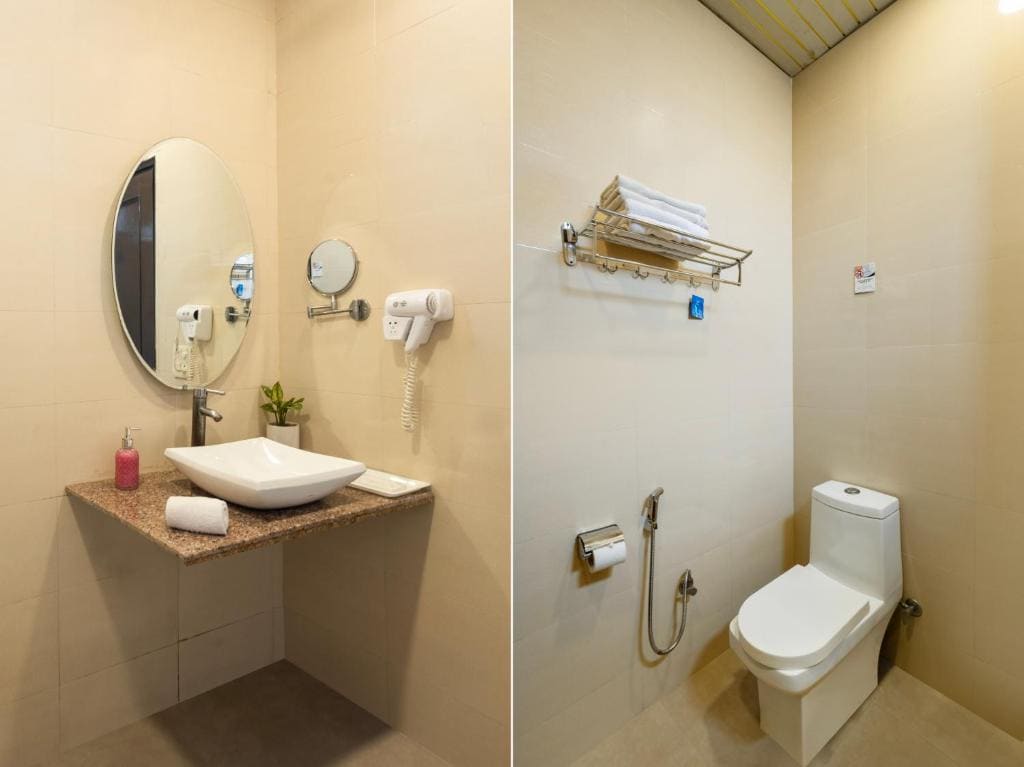 Deluxe Double Room with Balcony room - Image 3