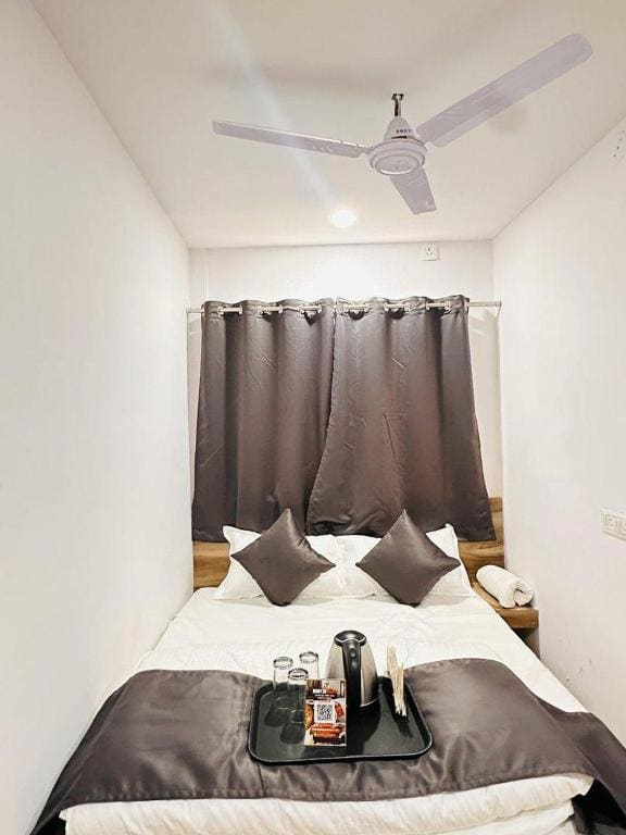 Budget Double Room room - Image 3