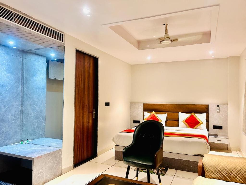 Deluxe Suite room - Image 1
